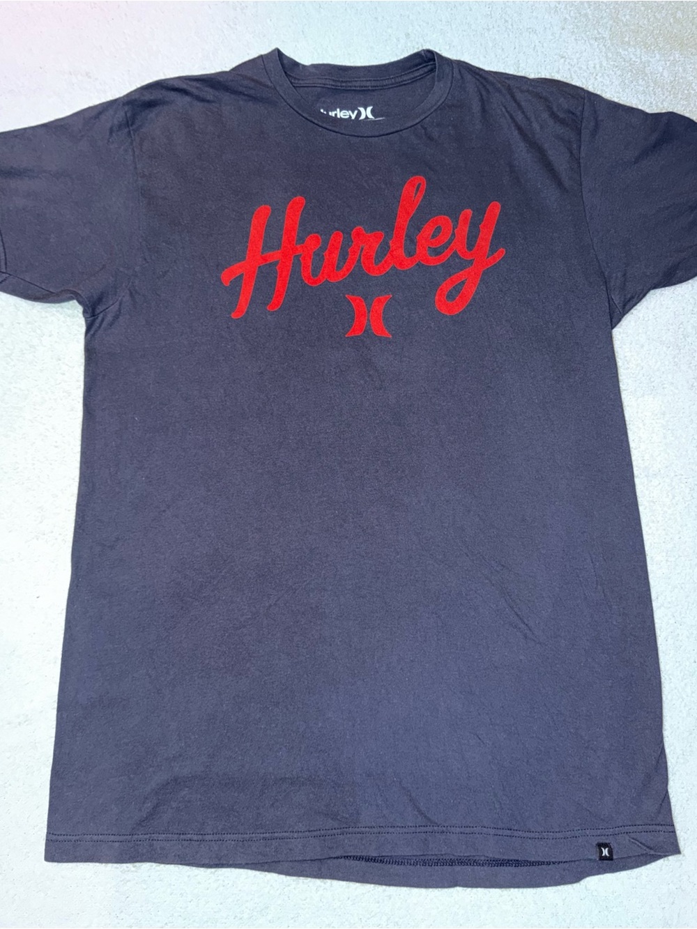 Hurley Men’s Navy Tee with Red Script Logo